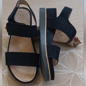 Soul Naturalizer Platform Sandals!